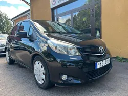Svart Begagnad 2012 Toyota Yaris Multidrive S Halvkombi | 99 900 kr (Lite dyr)