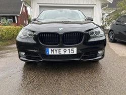 Svart Begagnad 2013 BMW 520 Gran Turismo Halvkombi | 140 000 kr