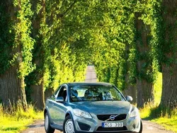 Blå Begagnad 2012 Volvo C30 Kinetic Halvkombi | 40 000 kr (Marknadspris)