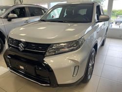 Grå Ny 2025 Suzuki Vitara SUV | 299 900 kr (Bra pris)