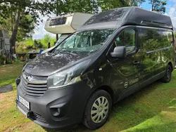Svart Begagnad 2017 Opel Vivaro Van | 119 000 kr (Dyr)