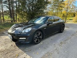 Grå Begagnad 2011 Porsche Panamera 4 Sedan | 280 000 kr