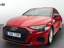 Tangoröd metallic Begagnad 2022 Audi A3 Proline | 239 000 kr (Marknadspris)