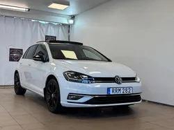Vit Begagnad 2018 VW Golf VII Halvkombi | 164 897 kr (Lite dyr)