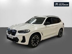 Vit Begagnad 2022 BMW iX3 M Sport SUV | 439 000 kr (Superpris)
