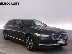 Grå Begagnad 2023 Volvo V90 Core Kombi | 399 800 kr (Marknadspris)