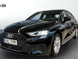 Svart Begagnad 2023 Audi A3 Sportback Proline Halvkombi | 269 000 kr (Marknadspris)