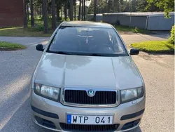 Brun Begagnad 2005 Skoda Fabia Halvkombi | 29 500 kr