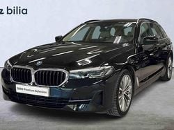 Svart Begagnad 2023 BMW 530e Kombi | 389 900 kr (Superpris)
