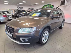 Brun Begagnad 2016 Volvo XC70 Standard SUV | 279 500 kr (Dyr)