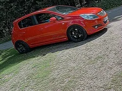 Röd Begagnad 2008 Opel Corsa Halvkombi | 40 000 kr