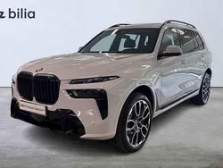 Vit Begagnad 2025 BMW X7 SUV | 1 199 900 kr