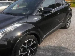 Svart Begagnad 2019 Toyota C-HR Edition SUV | 219 000 kr (Marknadspris)