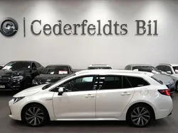 Vit Begagnad 2020 Toyota Corolla Style Kombi | 259 900 kr (Marknadspris)