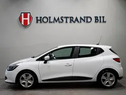 Vit Begagnad 2013 Renault Clio IV Halvkombi | 64 800 kr (Marknadspris)