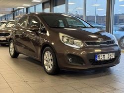 Brun Begagnad 2012 Kia Rio Halvkombi | 59 900 kr (Marknadspris)