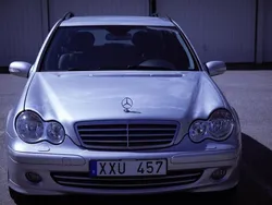 Silver Begagnad 2006 Mercedes C180 Classic Kombi | 35 000 kr (Marknadspris)