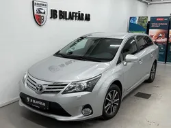 Silver Begagnad 2014 Toyota Avensis Business Edition Kombi | 67 700 kr (Bra pris)