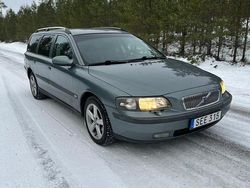 Begagnad 2001 Volvo V70 Kombi | 18 000 kr (Dyr)