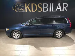 Blå Begagnad 2011 Volvo V70 Momentum Kombi | 125 000 kr (Lite dyr)