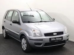 Silver Begagnad 2005 Ford Fusion Halvkombi | 24 900 kr (Lite dyr)