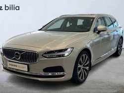 Vit Begagnad 2021 Volvo V90 Kombi | 399 900 kr (Marknadspris)