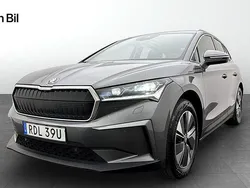 Grå Begagnad 2023 Skoda Enyaq iV SUV | 419 000 kr (Marknadspris)