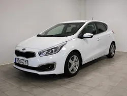 Vit Begagnad 2016 Kia Ceed Halvkombi | 135 000 kr