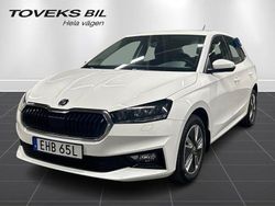 Vit Begagnad 2022 Skoda Fabia Style Halvkombi | 189 900 kr (Marknadspris)