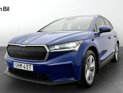 Blå (energy blue) Begagnad 2023 Skoda Enyaq iV SUV | 459 900 kr (Bra pris)