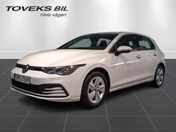 Vit Begagnad 2022 VW Golf VIII Kombi | 229 900 kr (Marknadspris)