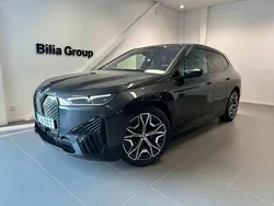 Grå Begagnad 2022 BMW iX SUV | 429 000 kr (Dyr)