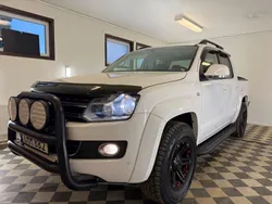 Vit Begagnad 2013 VW Amarok Pickup | 169 900 kr (Marknadspris)