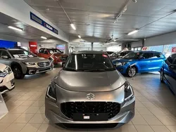Grå Ny 2024 Suzuki Swift Halvkombi | 251 800 kr (Marknadspris)