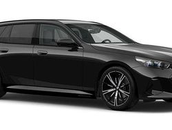 Svart Ny 2025 BMW 530e Comfort Edition Kombi | 792 200 kr (Lite dyr)