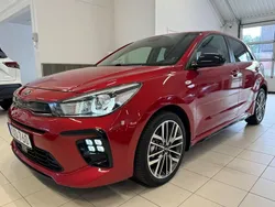 Röd (rödmetallick) Begagnad 2019 Kia Rio GT-Line Halvkombi | 149 900 kr (Marknadspris)