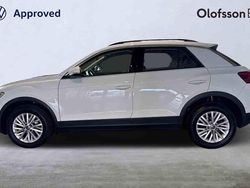 Vit Begagnad 2022 VW T-Roc SUV | 269 000 kr (Marknadspris)