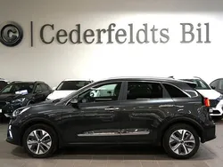 Grå Begagnad 2021 Kia e-Niro Advance SUV | 259 900 kr (Marknadspris)