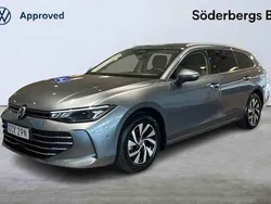 Grå Begagnad 2024 VW Passat Kombi | 374 500 kr