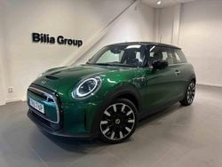 Grön Begagnad 2023 Mini Cooper SE Halvkombi | 227 000 kr