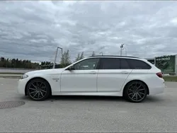 Vit Begagnad 2016 BMW 520 M Sport Kombi | 240 000 kr (Dyr)