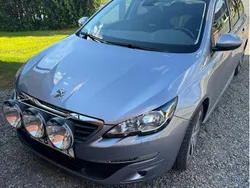 Grå Begagnad 2016 Peugeot 308 Active Kombi | 139 900 kr (Marknadspris)