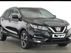 Svart Begagnad 2017 Nissan Qashqai SUV | 165 000 kr (Marknadspris)