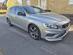 Silver Begagnad 2014 Volvo V60 R-Design Kombi | 195 000 kr (Lite dyr)