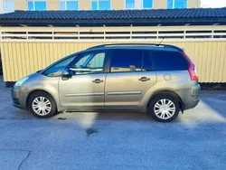 Brun Begagnad 2011 Citroën Grand C4 Picasso Minibuss | 34 000 kr (Marknadspris)