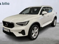 Vit Begagnad 2023 Volvo XC40 Core SUV | 333 000 kr (Superpris)