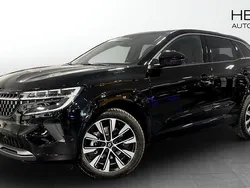 Svart (black) Begagnad 2025 Renault Austral Techno SUV | 339 990 kr (Bra pris)
