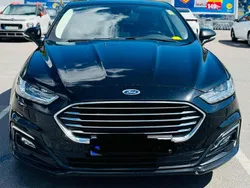Svart Begagnad 2020 Ford Mondeo Halvkombi | 169 000 kr (Marknadspris)