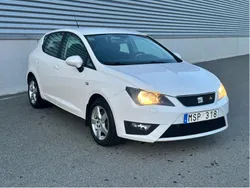 Vit Begagnad 2013 Seat Ibiza FR Halvkombi | 99 900 kr