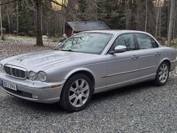 Silver Begagnad 2004 Jaguar XJ Sedan | 35 000 kr